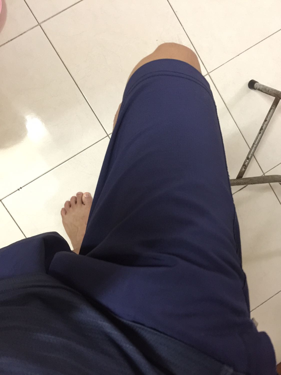 Quần đẹp, mặc rất thoải mái nha mọi người. Đúng như quảng cái. Mình đăng ký mua thêm 2 chiếc nữa Quần đẹp, mặc rất thoải mái nha mọi người. Đúng như quảng cái. Mình đăng ký mua thêm 2 chiếc nữa