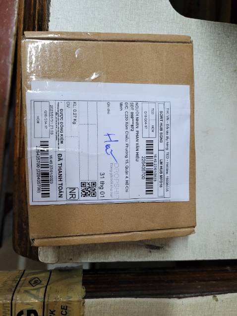 Sản phẩm chính hãng, nút bấm êm, cảm ứng nhạy, giá hợp lý, nhân viên giao hàng thân thiện, nhiệt tình. Đóng gói cẩn thận.