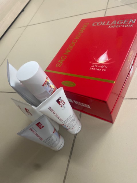 Sản phẩm mua được tặng kèm rất nhiều món, đã dùng nhiều lần, hàng VN chất lượng cao