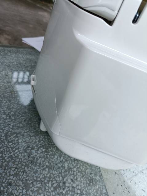 Hàng nhận được bị vỡ  nát. Thời gian hoàn trả lâu. Chất lượng giao hàng quá tệ. Hàng nhận được bị vỡ  nát. Thời gian hoàn trả lâu. Chất lượng giao hàng quá tệ.