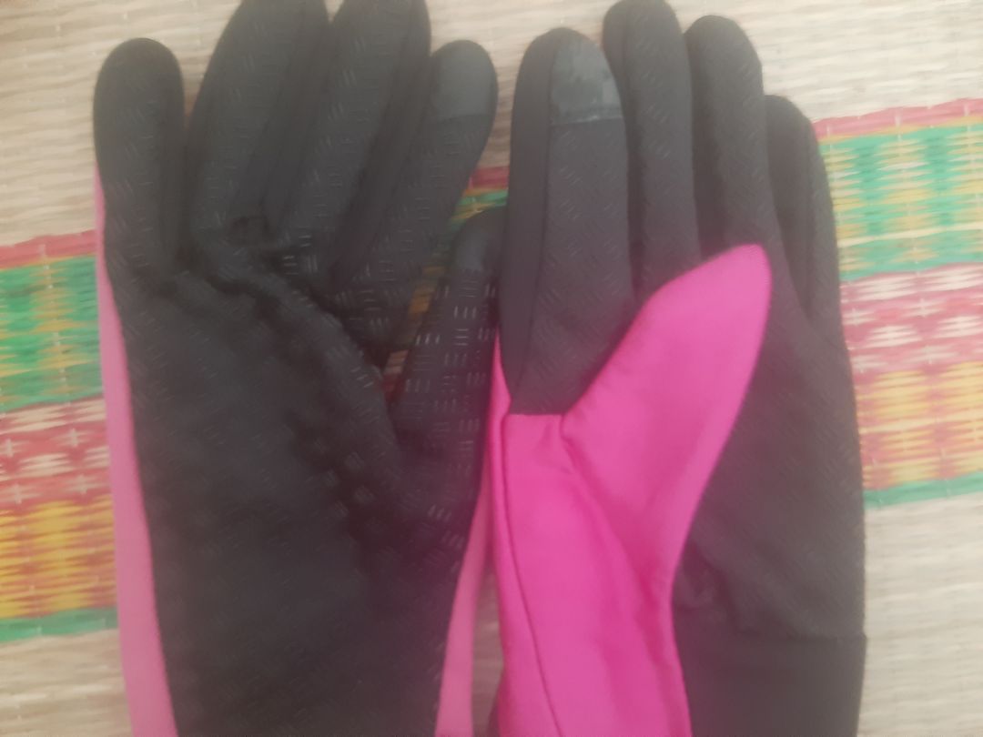 giao sai màu phần dưới bị mòn 1 và rách nói chung không hài long giao sai màu phần dưới bị mòn 1 và rách nói chung không hài long