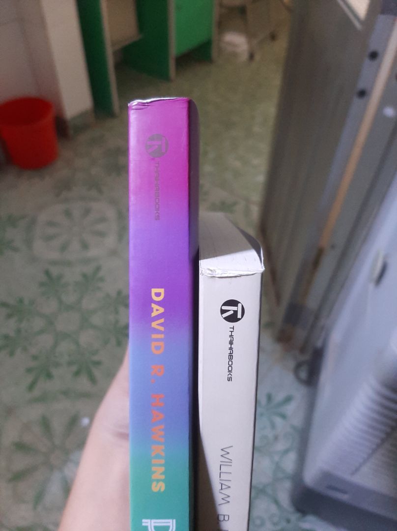 Êy!? Hơi cọc gòi á nha😤
Lần nào cũng vậy hết á mn:<
Đây là lần thứ n mà sách tui nhận toàn bị kiểu đóng gói sơ sài, cái hộp nó rách bươm lun ớ chời. Chẳng lẽ giờ tui cất mấy cái hộp đó gòi 6 tháng 1 năm nữa tui show cho mn coi🙄
Nhân viên của Tiki Trading làm ăn sao á, ko có nhiệt thành, có tâm j hết:((( 
Hình như mấy a chị nv bên nhà sách Tiki Trading bị lười biếng hay sao ớ, tới mức ko dám vào kho lấy sách mới hoặc bọc cho e sách một lớp nilong, nỡ lòng nào để e ấy trần trụi gòi trong quá trình vận chuyển va đập bị hư cha nó cái gáy😫
Tui là ng rộng lượng nên ba cái chuyện này tui ko để ý đâu, nhưng đây ko phải 1 lần mà là rất nhiều lần, đợt trước cũng bị thế nhưng bị 1 cuốn thoi nên tui cho qua🥲 cơ mà lần này bức xúc quá gòi, ko nói ko đc😌
p/s: Tui chỉ nx khâu đóng gói vận chuyển thoi, còn chất lượng thì chưa đc do mới nhận sách còn nóng hổi🥵. À mà, nói thiệt chớ, cực chẳng đã tui ms mua của tk trading do muốn sách về cùng một lúc, có cuốn thì nhà sách này có cuốn kia lại ko, nếu cứ nhận lắc nhắc thì mệt xĩu á😵 Êy!? Hơi cọc gòi á nha😤
Lần nào cũng vậy hết á mn:<
Đây là lần thứ n mà sách tui nhận toàn bị kiểu đóng gói sơ sài, cái hộp nó rách bươm lun ớ chời. Chẳng lẽ giờ tui cất mấy cái hộp đó gòi 6 tháng 1 năm nữa tui show cho mn coi🙄
Nhân viên của Tiki Trading làm ăn sao á, ko có nhiệt thành, có tâm j hết:((( 
Hình như mấy a chị nv bên nhà sách Tiki Trading bị lười biếng hay sao ớ, tới mức ko dám vào kho lấy sách mới hoặc bọc cho e sách một lớp nilong, nỡ lòng nào để e ấy trần trụi gòi trong quá trình vận chuyển va đập bị hư cha nó cái gáy😫
Tui là ng rộng lượng nên ba cái chuyện này tui ko để ý đâu, nhưng đây ko phải 1 lần mà là rất nhiều lần, đợt trước cũng bị thế nhưng bị 1 cuốn thoi nên tui cho qua🥲 cơ mà lần này bức xúc quá gòi, ko nói ko đc😌
p/s: Tui chỉ nx khâu đóng gói vận chuyển thoi, còn chất lượng thì chưa đc do mới nhận sách còn nóng hổi🥵. À mà, nói thiệt chớ, cực chẳng đã tui ms mua của tk trading do muốn sách về cùng một lúc, có cuốn thì nhà sách này có cuốn kia lại ko, nếu cứ nhận lắc nhắc thì mệt xĩu á😵