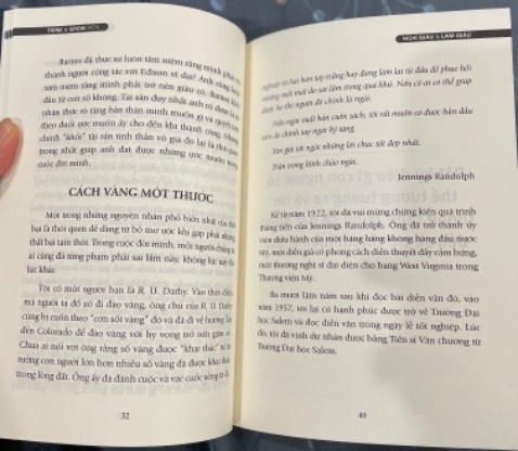 Em mua sách của shop mà giờ em đọc thấy thiếu trang từ trang 33- 48, bị mất và lặp lại số trang, shop có thể hỗ trợ đổi lại cuốn có số trang đầy đủ dc k ạ? em mua 2 cuốn mà cuốn nào cũng thiếu hết ạ, xin cảm ơn!