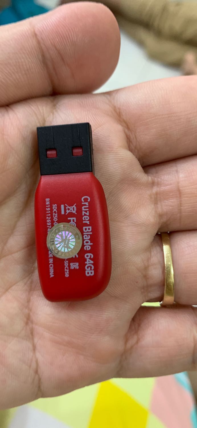 Đóng gói cẩn thận, giao hàng nhanh, usb dùng rất tốt Đóng gói cẩn thận, giao hàng nhanh, usb dùng rất tốt