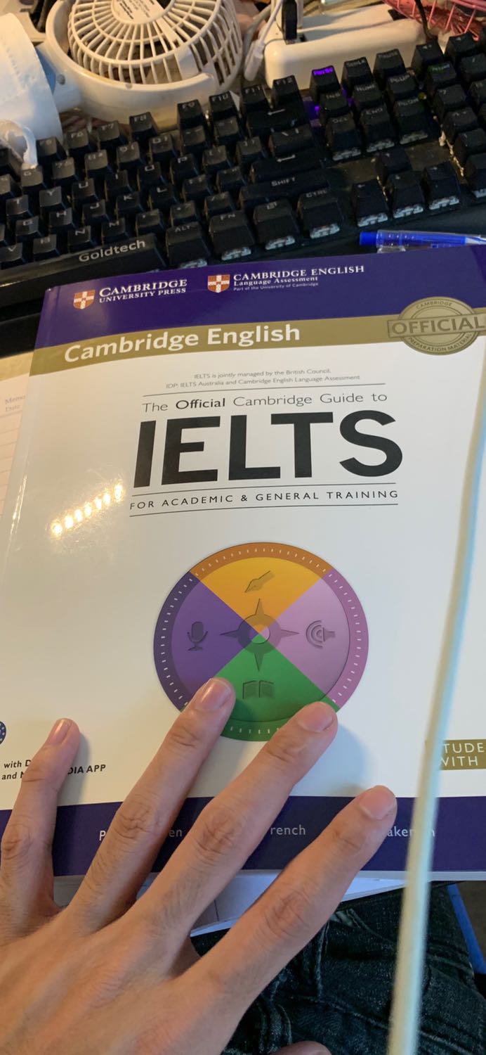 Sách tiki thì ko cần bàn về chất lượng, nhưng lần này mình hơi thất vọng vì bị giao chậm hơn so với dự kiến nhiều mặc dù mình chọn gói giao nhanh, lúc nhận sách thì hộp đựng có hơi bị méo mó. Còn sách vẫn ok như mọi lần ạ