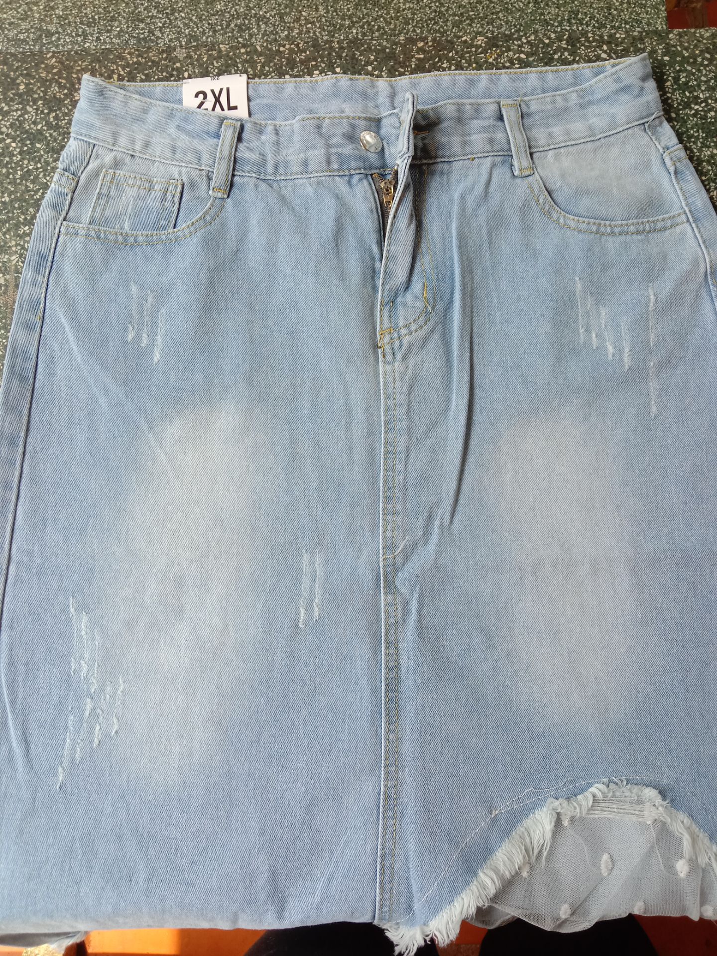 chân váy rất đẹp, dễ thương.