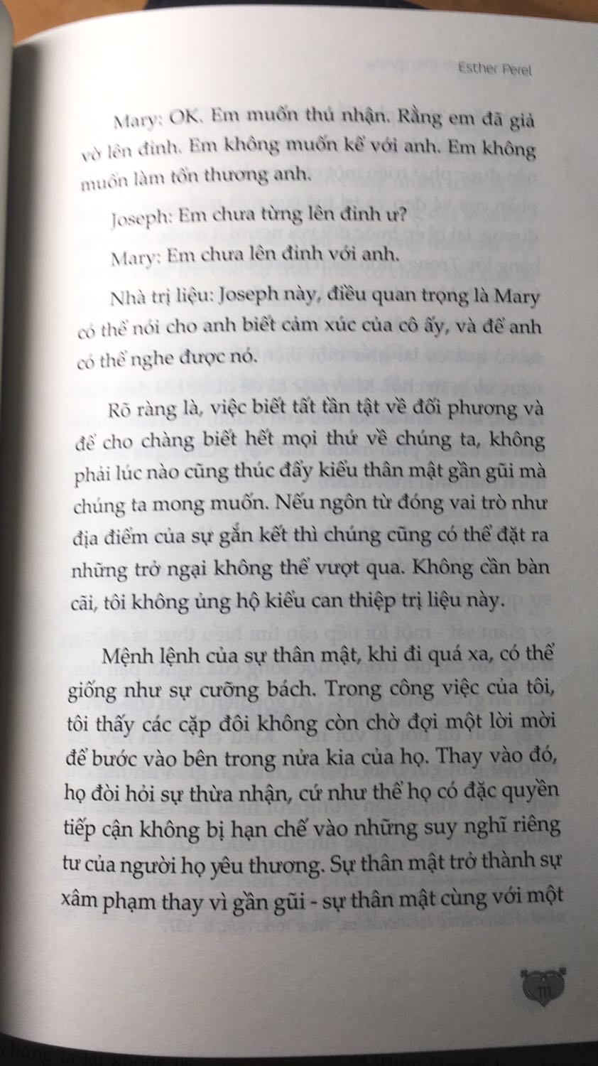Mình chưa đọc nhiều nên ko đánh giá dk nội dung. Nhưng thấy lời văn khá dễ hiểu. Tiki giao hàng nhanh và sách đẹp nhé