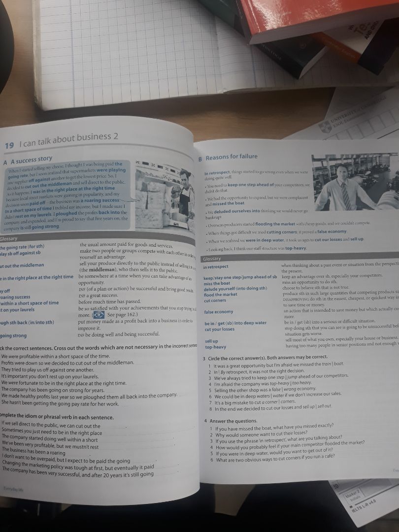 sách đẹp, chất lượng tốt. Nội dung gồm những idioms nâng cao có thể ứng dụng trong đời sống, hoặc dùng để chuẩn bị cho ielts hoặc kì thi tiếng Anh cũng ok