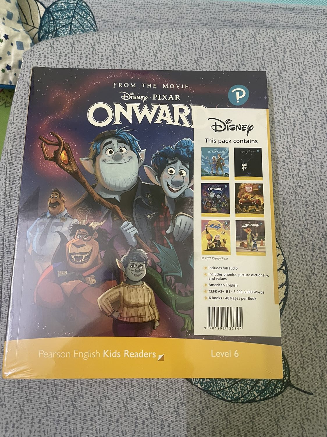 Giao hàng đúng hẹn. Gói đẹp. Nội dung 🆗. Các bé nhà rất thích.