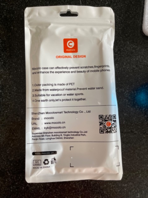 Ốp vừa máy, nhựa dẻo khá chắc chắn. Phù hợp nhu cầu.