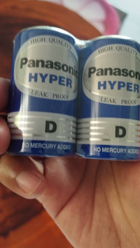 Pin này shop bán cỡ D, loại xài cho đèn pin. Mình cần mua xài cho bếp gas, loại nhỏ hơn, nhưng sơ ý đặt nhầm.