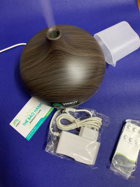 Tạo độ ẩm tốt ; phun sưong đều và mạnh lắm; không có tiếng ồn bật khi ngủ còn có đèn led đổi màu; thiết kế nhìn rất ok; phòng m hay bật điều hoà có máy này ok hẳn; đỡ khô da; cũng tốt cho e bé nhà mình; chính hãng vinbuy ; nói chung ok Tạo độ ẩm tốt ; phun sưong đều và mạnh lắm; không có tiếng ồn bật khi ngủ còn có đèn led đổi màu; thiết kế nhìn rất ok; phòng m hay bật điều hoà có máy này ok hẳn; đỡ khô da; cũng tốt cho e bé nhà mình; chính hãng vinbuy ; nói chung ok