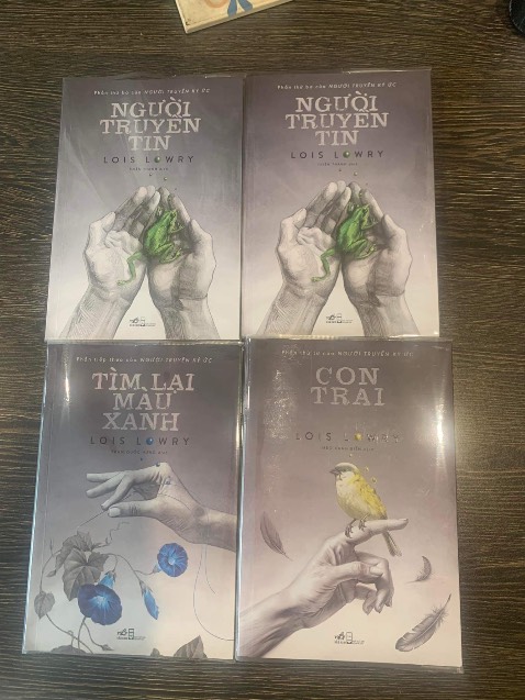 Giao hàng nhanh, bọc sách cẩn thận, đủ hàng