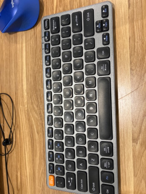 Kết nối nhanh, giá tốt trong tầm giá, gõ sướng tay nhưng thiếu đèn nền (nên mua bản plus) và thiếu phím insert