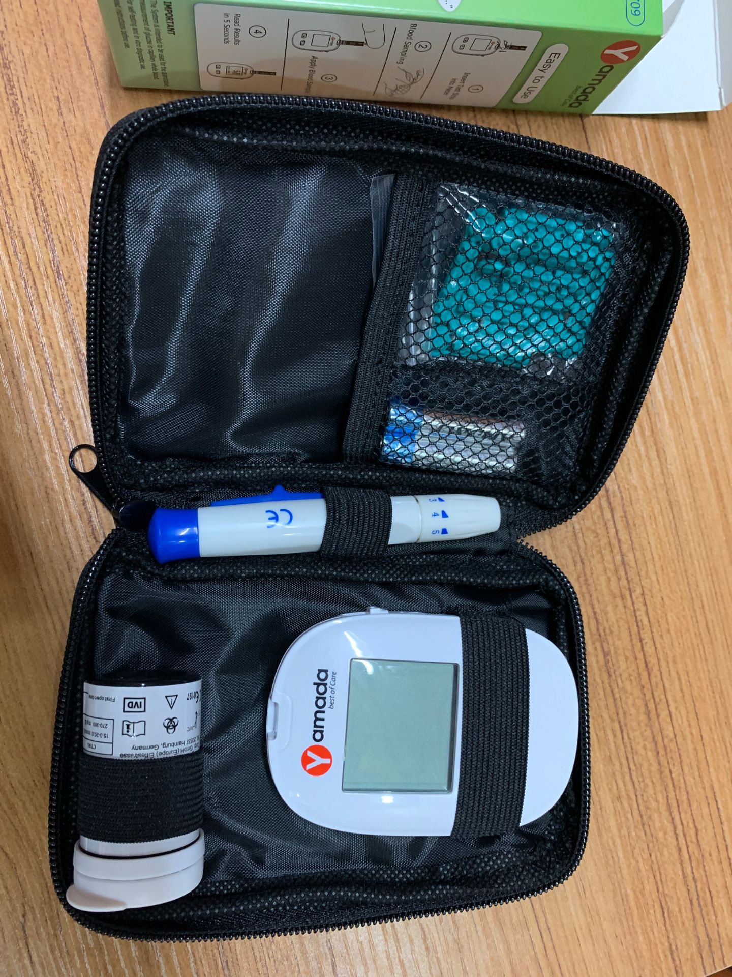 Đo đường huyết theo dõi tiểu đường thai kì tương đối chuẩn. Có chức năng đo hồng cầu hữu ích. Được tặng kèm que thử theo máy. Tóm lại hài lòng, còn độ bền cần theo dõi thêm sẽ đánh giá lại