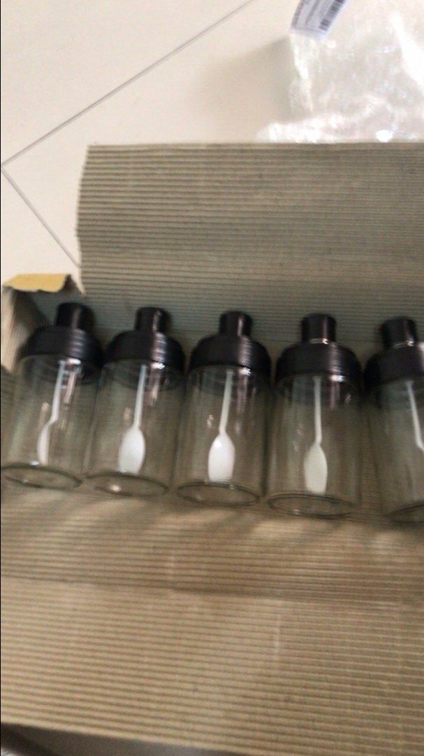 Giao hàng đầy đủ. Hàng đúng mô tả của shop. Chất lượng và đáng mua nha mn. Sẽ ủng hộ shop dài dài 😍😍😍😍