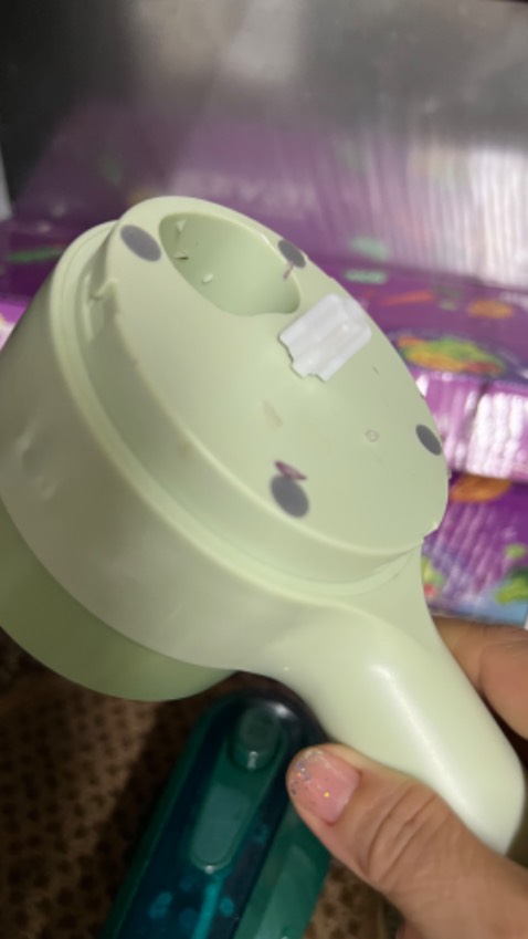 Ko thê bào dc. Luoi dao trượt lướt, vỏ nhựa tạm ổn. Minh đã lien he tra lai sp