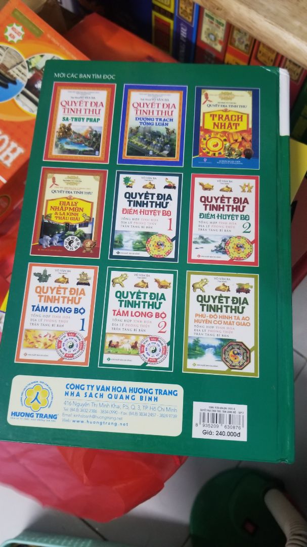 sản phẩm đẹp như hình, giao hàng tương đối nhanh, nội dung hữu ích nên sưu tầm, bìa xanh lá đẹp