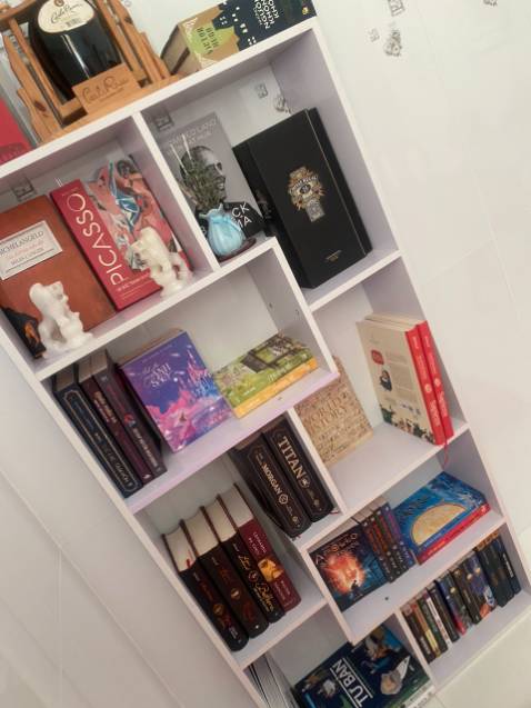 Rất hài lòng, kiểu dáng chắc chắn, quá chất lượng so với giá.