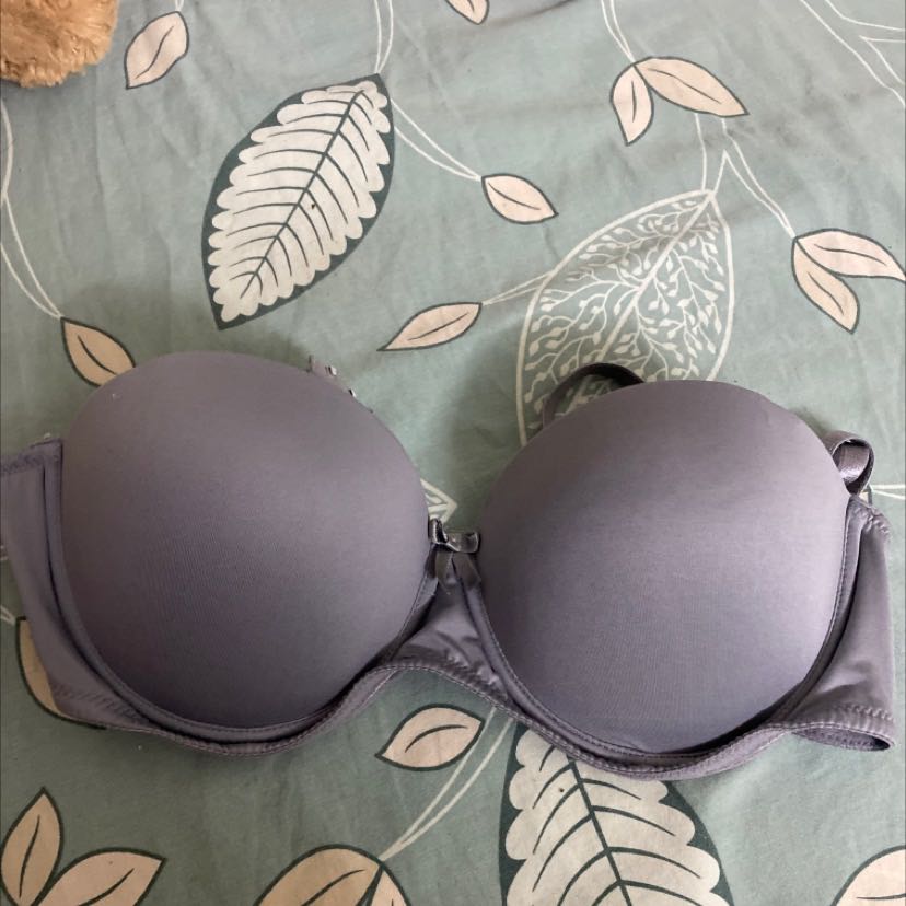 Áo đẹp, mặc thích, nâng đỡ tốt, săn sale nên đc giá hời, sẽ ủng hộ tiếp