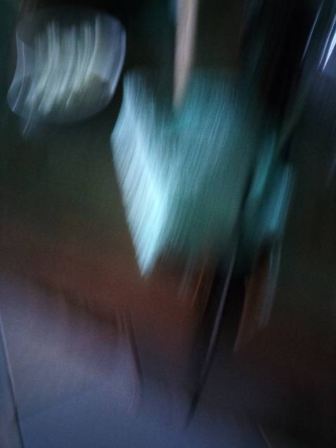 Giao hàng nhanh, cgưa dùng nên ko biết sp tổ ít thế nào