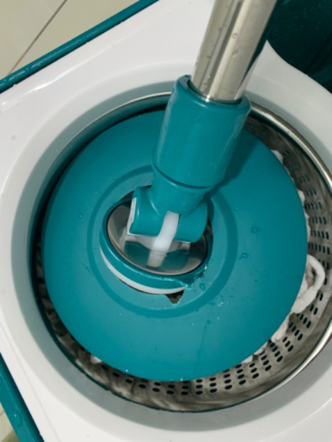 Hoàn toàn thất vọng về chất lượng sp, m vừa mua trưa nay, vừa lau nhà được 1 lượt, lượt thứ 2 thì vỡ luôn ah, giờ kg biết làm sao, tiền còn chưa trả mà hàng đã kg xài được rồi, làm thế nào để trả hàng lại ạ?