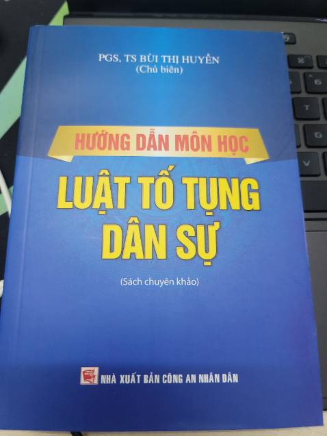 Sách đẹp, giao đúng hạn