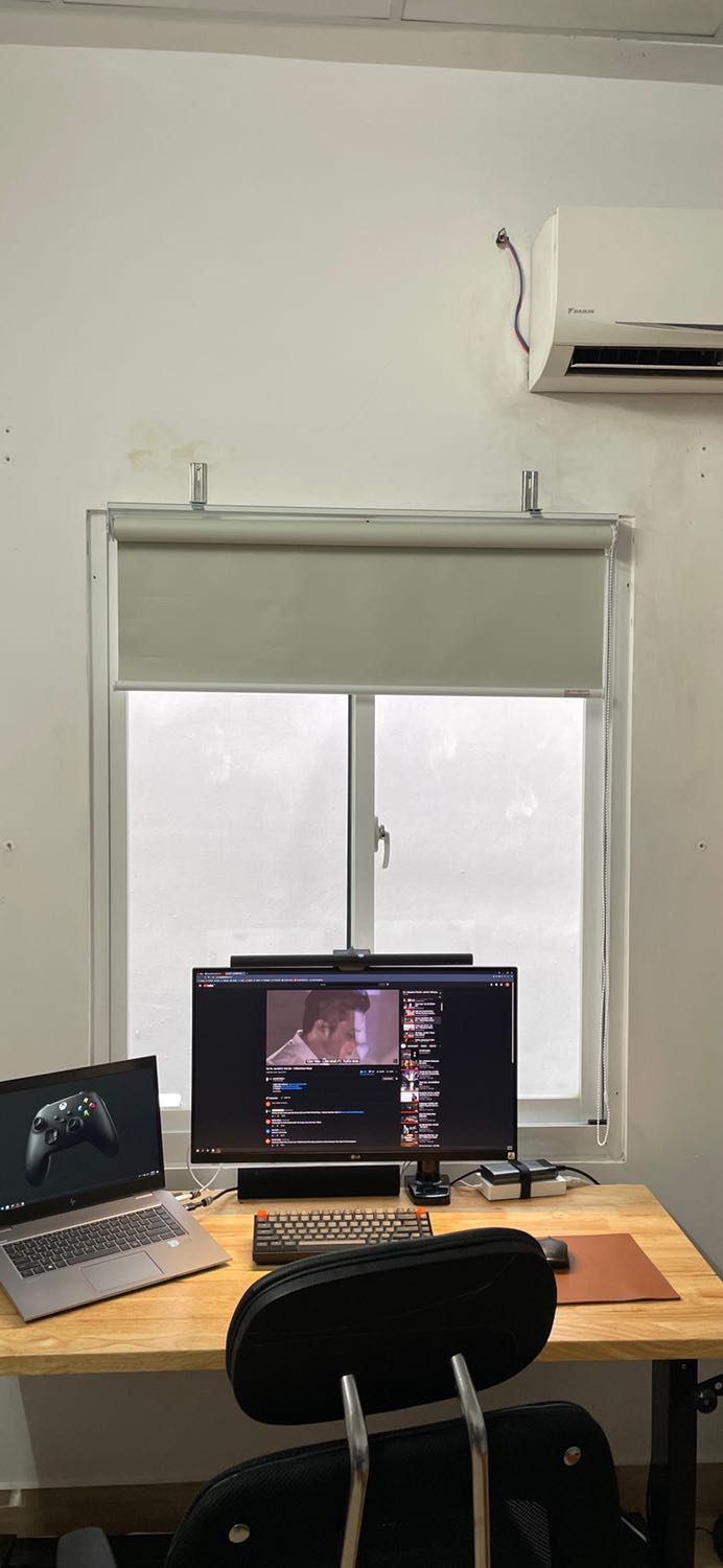 Sản phẩm đúng như mô tả của shop, rất chất lượng, keo dính rất chắc. Tuy nhiên chỉ vừa 1 sợi dây to, tuỳ theo tình hình mà mua thêm loại to.
Nhìn chung rất hài lòng, tiki giao nhanh. 5 sao!!!