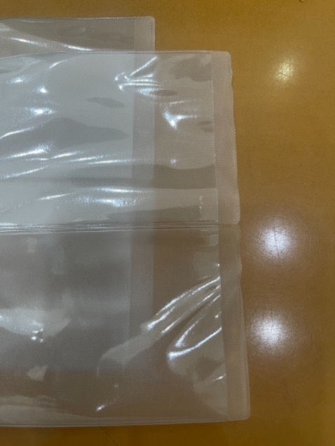 Sản phẩm nhận bị xước hơi nhiều,  tuy nhiên mức giá như thế này thì chất lượng gọi là chấp nhận được.