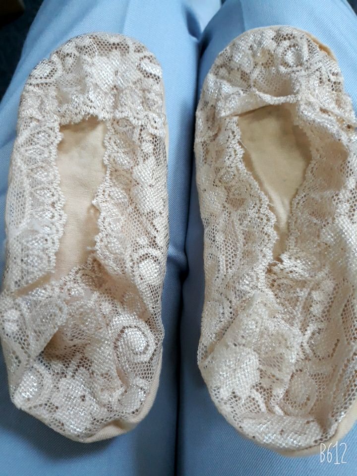 đã nhận hàng, ngoài mong đợi , mua dịp 8k, có giãn nha cả nhà, chúc shop mua may bán đắt.