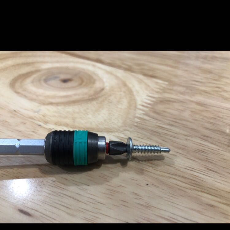 Đầu vít xịn xò. Mới nhìn thôi đã thấy chất lượng. Hy vọng sẽ bền lâu.