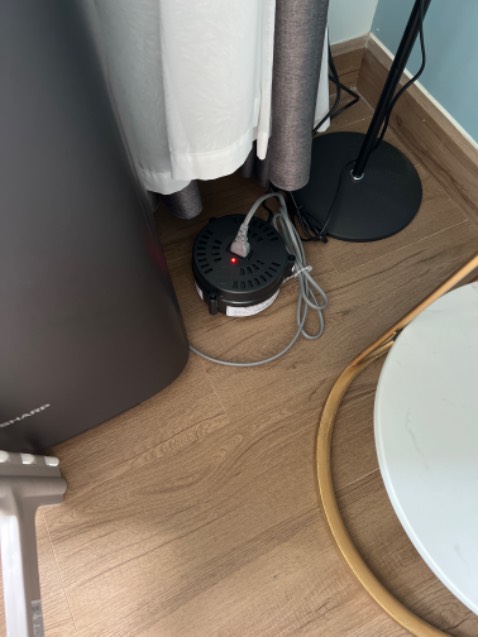 Giao hàng nhanh, gói hàng cẩn thận. Nhìn thiết bị chắc chắn, dùng tốt chưa thấy vấn đề gì