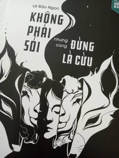 Sách mỏng hơn mk nghĩ (Hơn 290tr) mk mê mấy cuốn tâm lý dày chút. Bị dơ vệt xanh trên bìa. Bookmark nhà skybook thì vẫn luôn mỏng dính, được cái bìa cũng xinh. Thấy m.n đánh giá cao nên mk cũng khá kì vọng👍