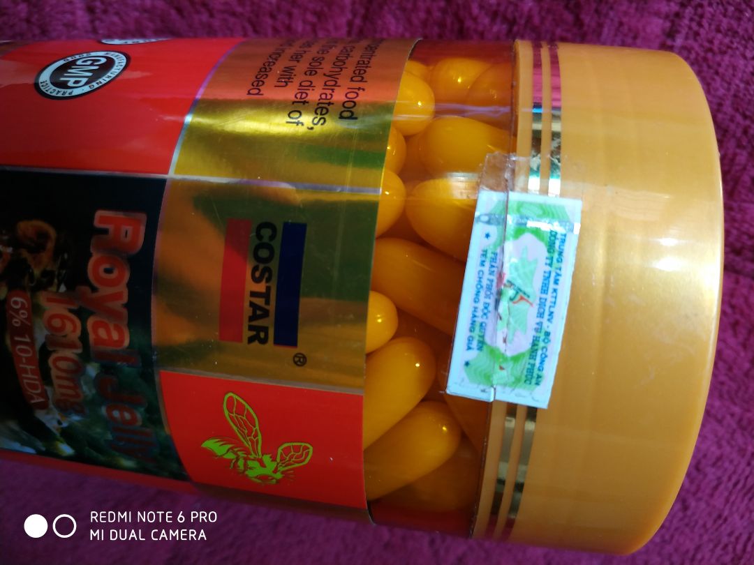 không biết chất lượng thật ko? nhưng nhận hàng hơi bực hộp hơi bẩn.đã thế tem chống hàng giả thì bị rách dán băng dính vào.cứ như hàng đã mở ra rồi tem của hãng thì dán lệch nhăn .cứ như hàng đã mở và dùng rồi.chac mua lần này ko có lần sau.tính đặt hộp nữa nhưng ko thể ủng hộ đc.