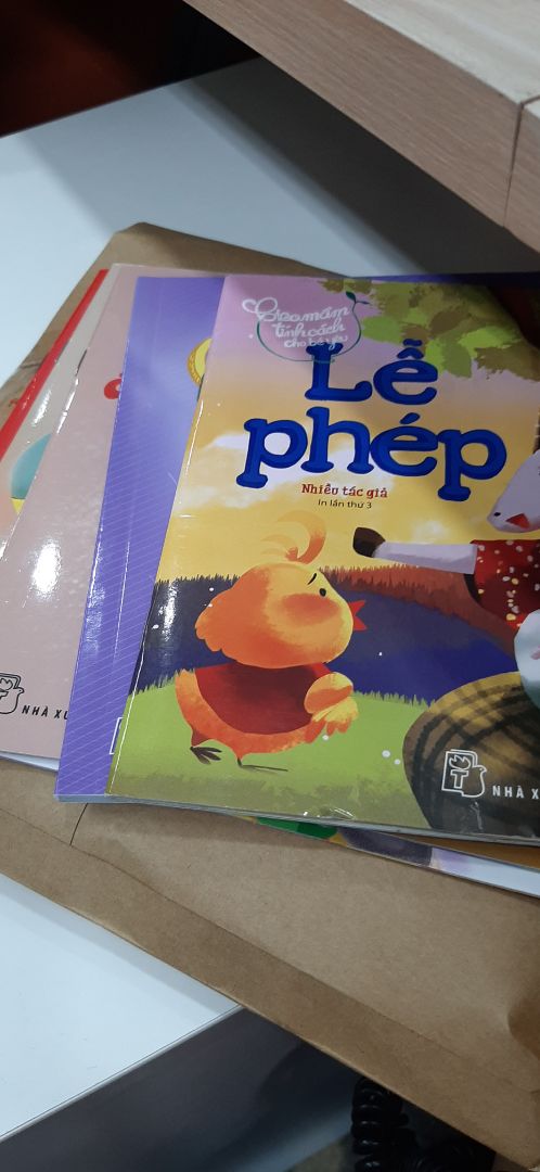 tiki giao hàng siêu nhanh sách đẹp chắc chắn đóng gói cẩn thận