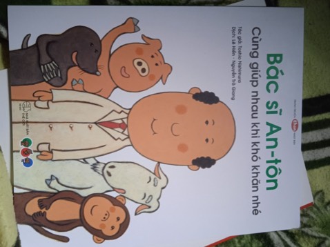 Sách hay, bé nhà mình rất thích. Lần trc mua mấy cuốn, bé chủ động bảo mẹ mua thêm những quyển này. Thấy con thích đọc sách và thuộc được nội dung nên mẹ không ngần ngại mà đặt tiếp cho con😘😘