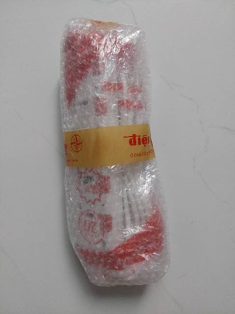 Mình đã từng dùng ổ cắm này rồi, chất lượng rất tốt, công suất cũng lớn (3200W) nên khi dùng mấy đồ nặng điện như bình đun siêu tốc, bếp từ, nồi cơm, v.v... sẽ yên tâm hơn. Tiki giao hàng sớm hơn dự kiến 1 ngày, mình rất hài lòng.