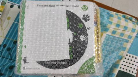 Hình vẽ đẹp,sắc nét,giấy dày đẹp,giao hàng nhanh từ HN vào TPHCM mất có 3 ngày,nội dung phù hợp với trẻ em,hy vọng bé nhà mình sẽ thích,hoàn toàn hài lòng