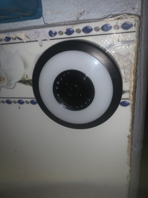 Sp sử dụng khả tốt sáng lâu , có điều ánh sáng sanh hơi u ám, nếu có thêm loại ánh sáng vàng thì sẽ mua thêm