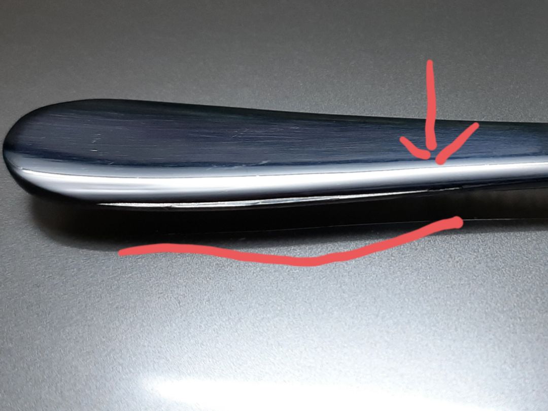 1 chiếc hoàn thiện chưa tốt