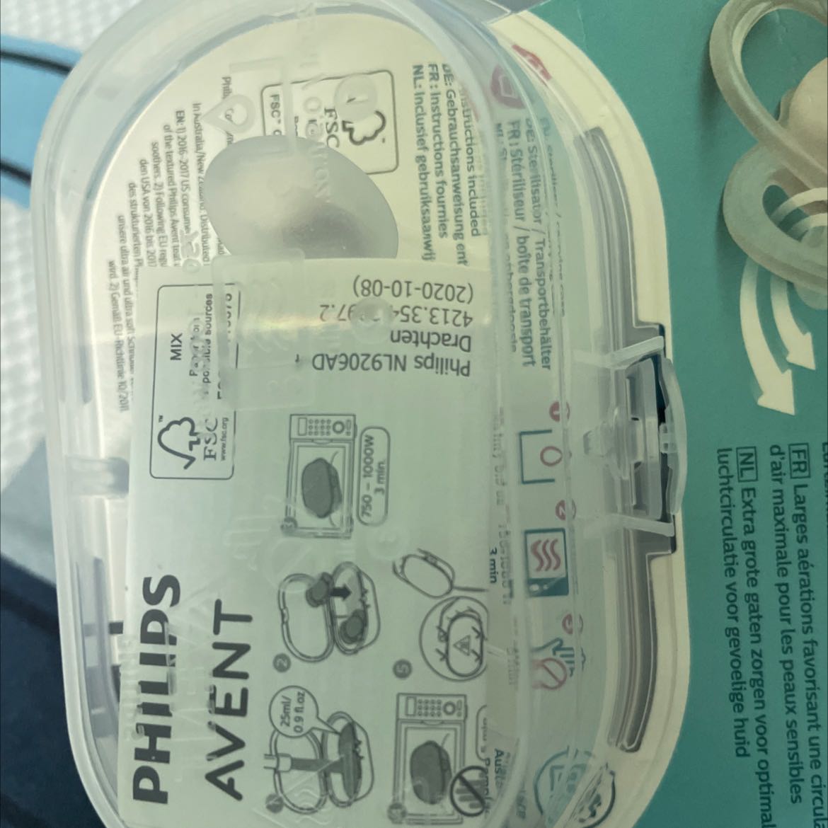Sử dụng được trong lò vi sóng khử trùng
Màu không đẹp như bản 0 - 6m của philips nhưng kệ
Hộp tiki bị nát dù ghi hàng dễ vỡ
Nhưng hộp trong vẫn oki không bị hư móp