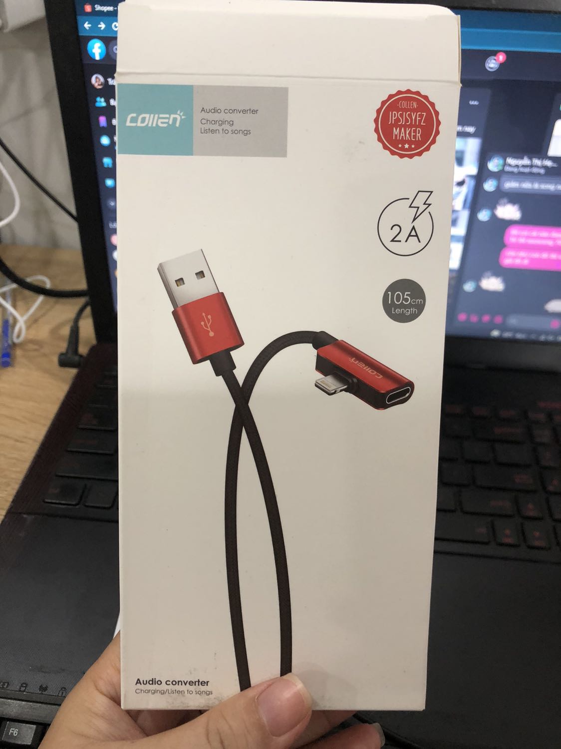 Ai dùng ip chắc cũng bực cái dụ có lúc sạc là hk dùng được tai nghe. Tậu được cọng vừa sạc pin vừa cắm đc tai nghe xem phim vô tư