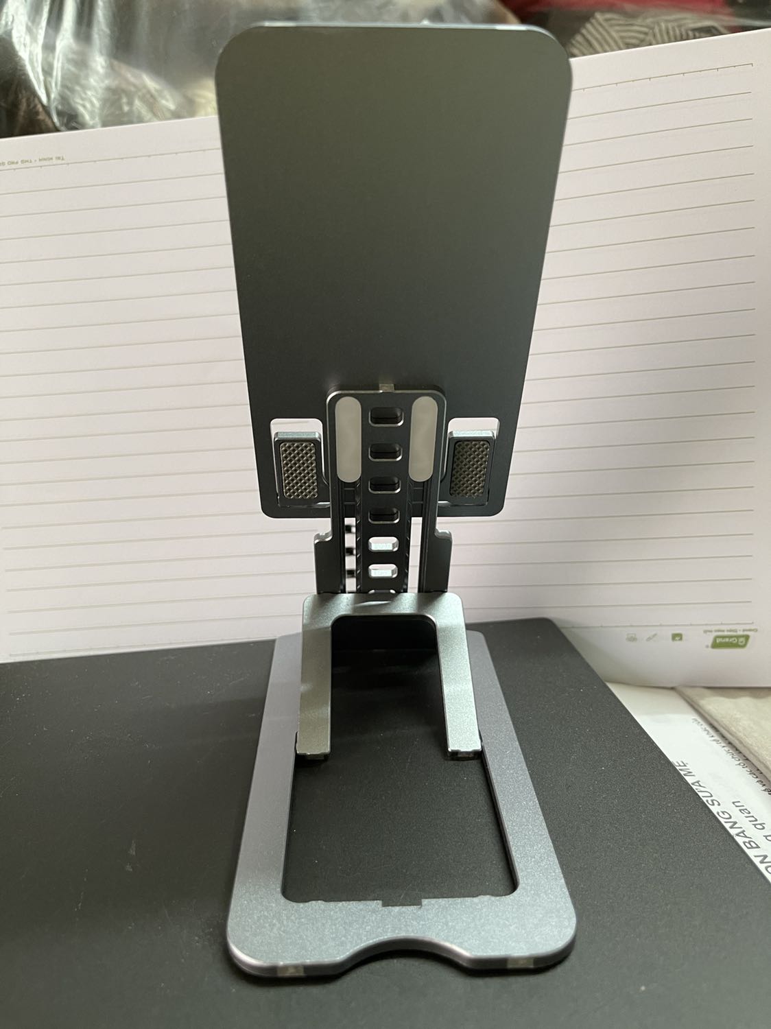 Lần đầu mua trên tiki sp đẹp, màu sắc y hình chất lượng và chắc chắn dù giá có nhỉnh hơn vài chục so vs n' chỗ # nhưng thấy mn feedback tích cực qá bỏ thêm tí mua sự yên tâm và đúng là như mong đợi.