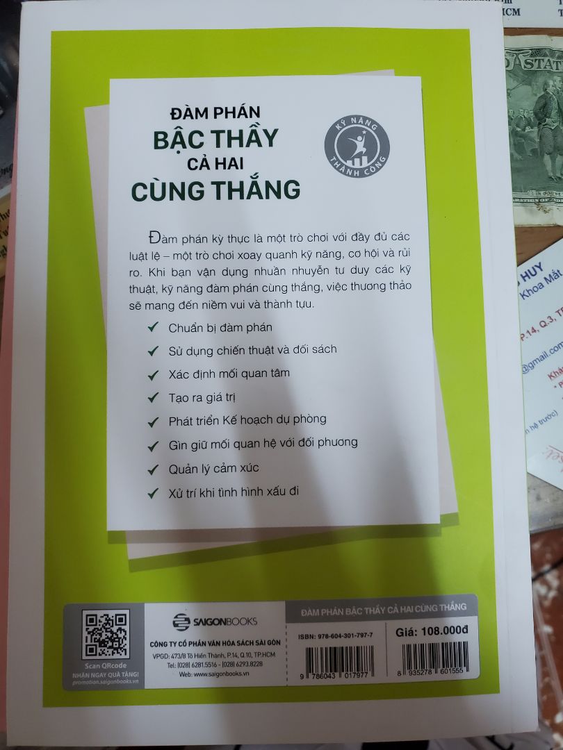 thích cực kì luôn! sách được ship đúng thời hạn và mới toanh! đọc qua nội dung thì thấy có thể áp dụng vào cuộc sống hằng ngày được. Rất có ích không chỉ cho bạn nào học kinh doanh, mà tất cả các bạn học ngành khác có thể tham khảo để áp dụng vào cuộc sống thường ngày. Đọc xong phải cho 5 sao liền vì sách rất okela
