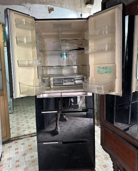 Mua đặt tủ lạnh 565 lít vừa chắc chắn luôn,hàng xịn có khác