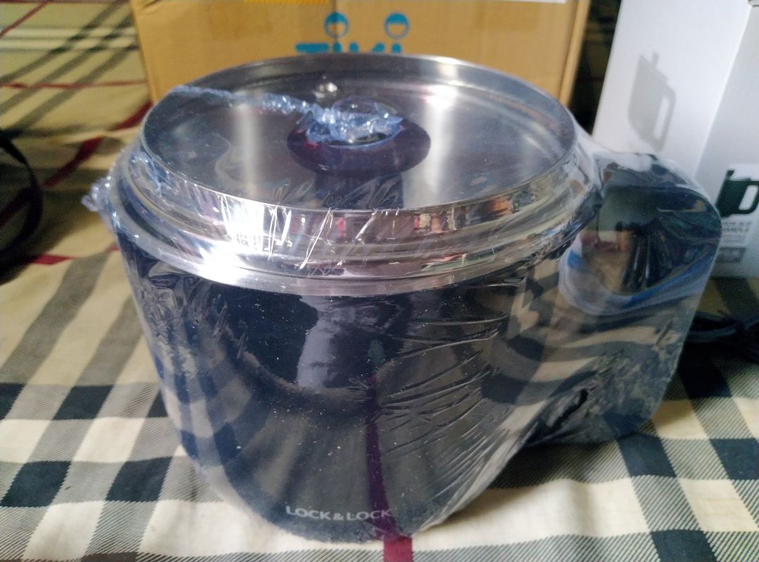 Sản phẩm như giới thiệu, hình dáng nhỏ gọn, đẹp, chất lượng để dùng qua thời gian mới biết (Tiki trading thì yên tâm hơn) gói hàng kỹ, đặt biệt giao hàng như điện xẹt (đặt hôm trước hôm sau nhận được). Tạm kết là OK! 👍