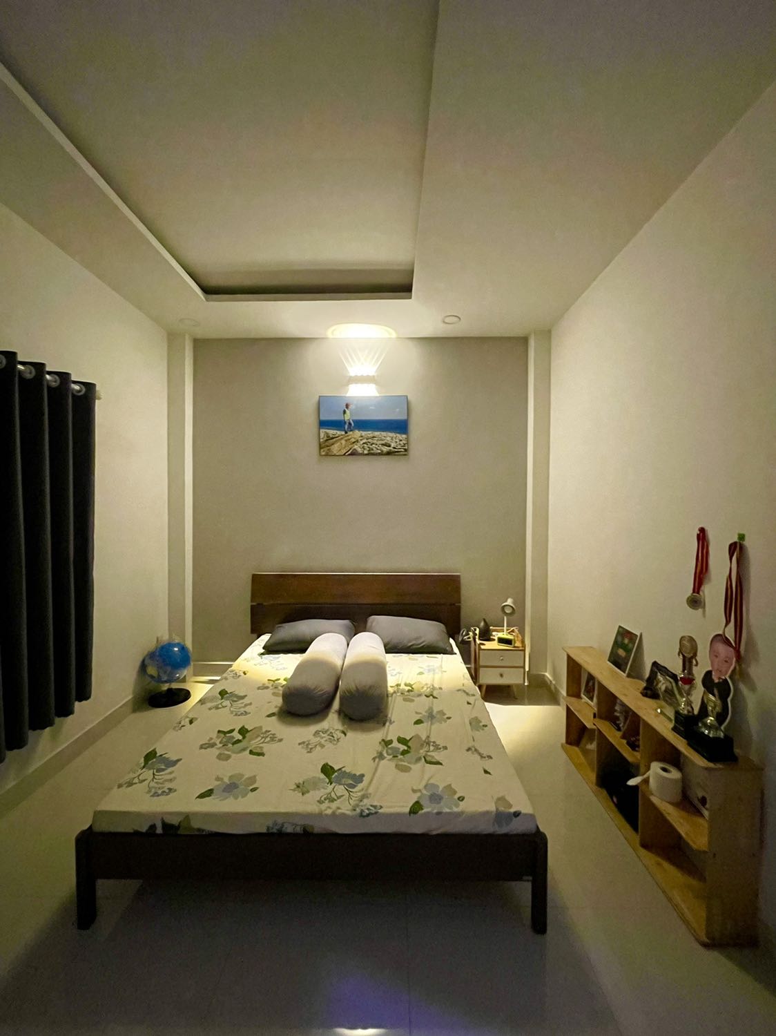 Nệm cao su thiên nhiên 1,6*1m*10 cm trong hình nhé.
Bé nhà rất thích, nằm cứ than thích quá (do trước nằm nệm gấp 3)
Shop vui vẻ, nhiệt tình.
Giá phù hợp, kết hợp Voucher Tiki là rẻ nhất thị trường rùi, do lượn khắp các sàn để tìm mua làm phòng cho con.