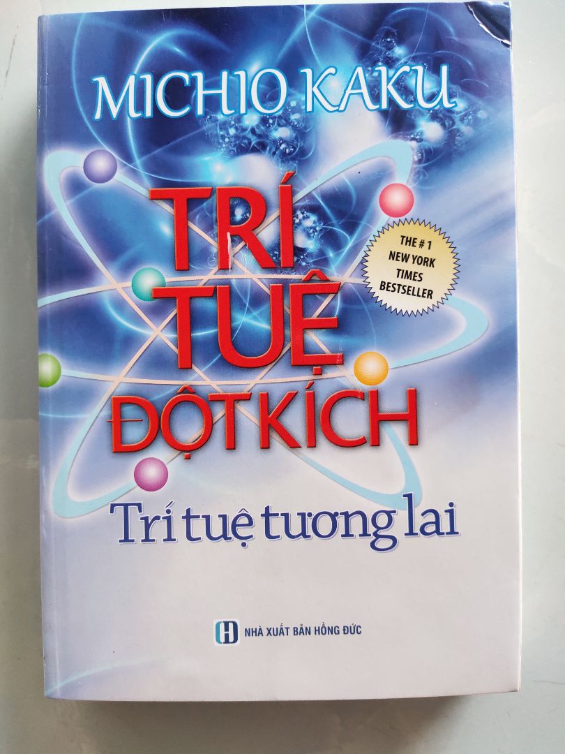 sách có bọc nilon mà bị thấm nước từ trước, trong khi 3 quyển sách khách đóng hộp cùng đơn hàng thì không bị gì :(