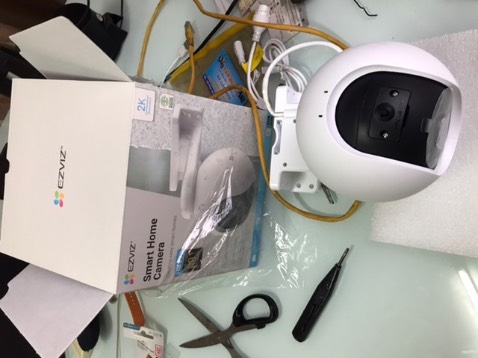 Giao hàng rất nhanh trong ngày, sản phẩm đúng như mô tả, được đồng kiểm 
Giao  hàng chỉ 1 cái cam mà thùng siêu to khổng lồ 😳 đóng gói có tâm 
Dịch vụ tiki cũng như nhà bán rất tốt 
Rất vui app tiki có ứng dụng tìm kiếm Al