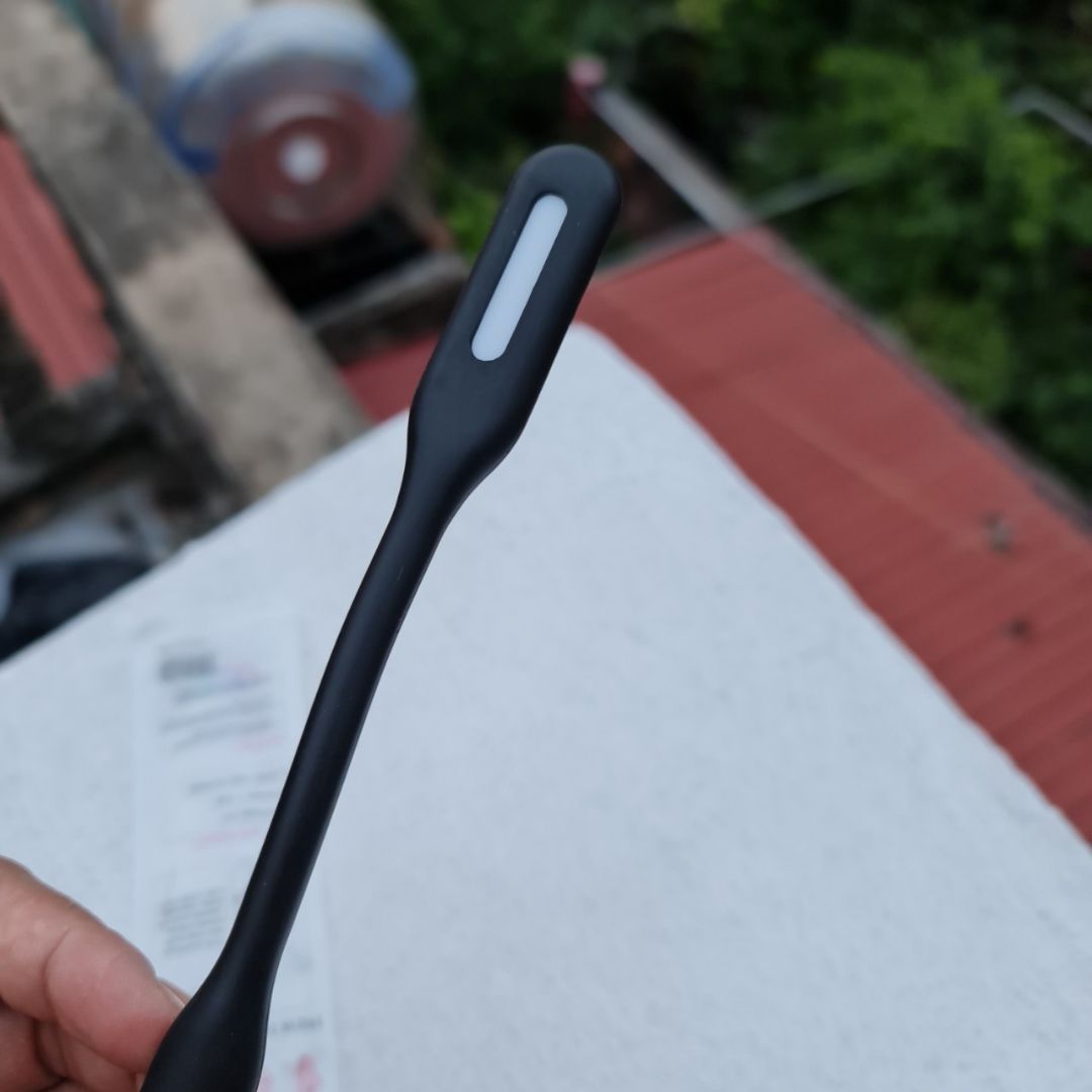 Đèn quá xịn, nhìn rất chất lượng, bền, sáng. Đáng đồng tiền. Sẽ ủng hộ shop nhiều.